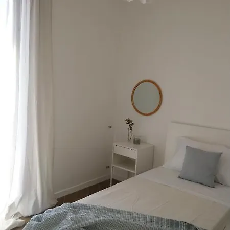 Loft 407 *
