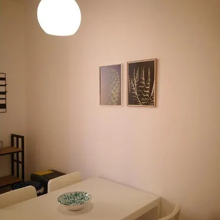 Loft 407 *